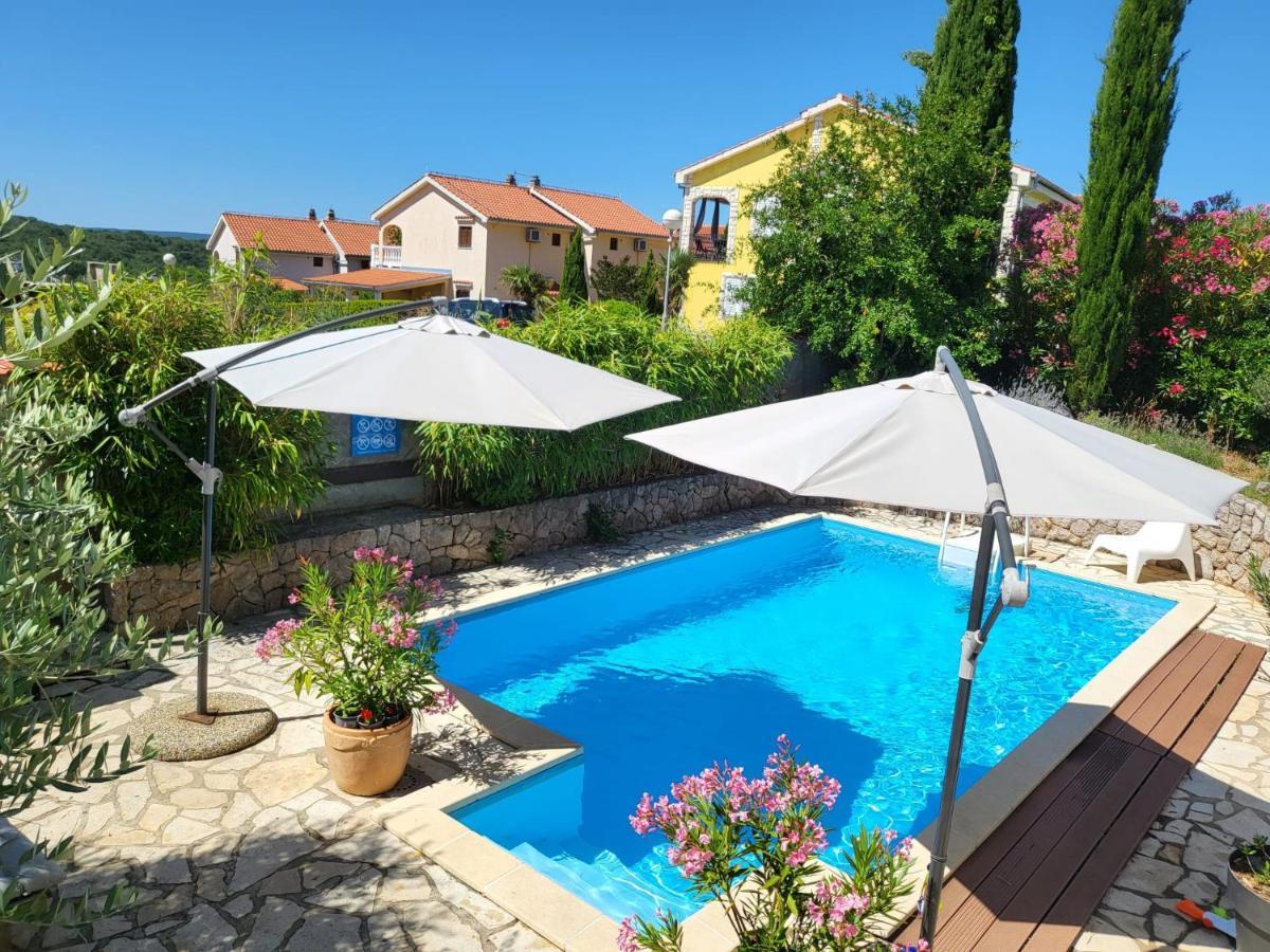 נייביצה Apartments Grgic מראה חיצוני תמונה