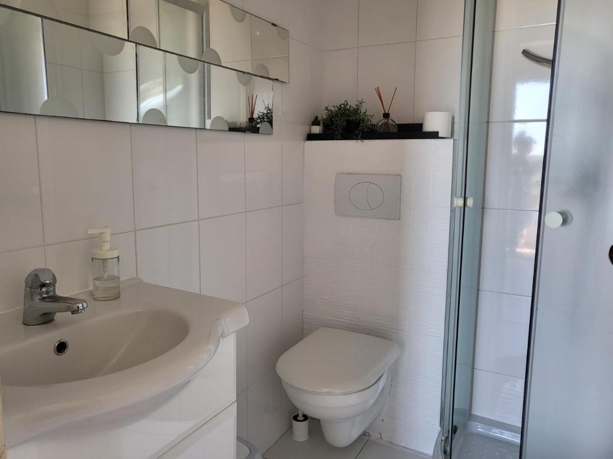 נייביצה Apartments Grgic מראה חיצוני תמונה