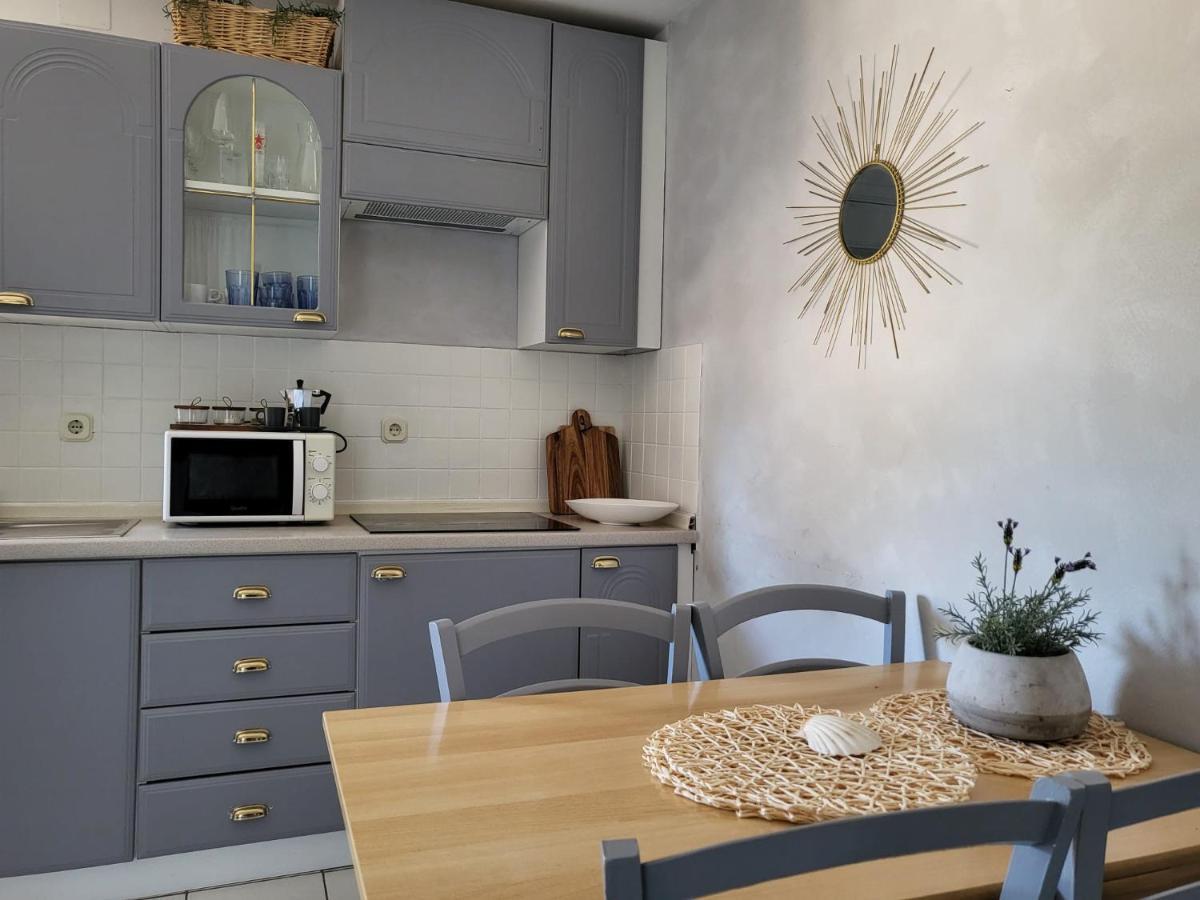 נייביצה Apartments Grgic מראה חיצוני תמונה